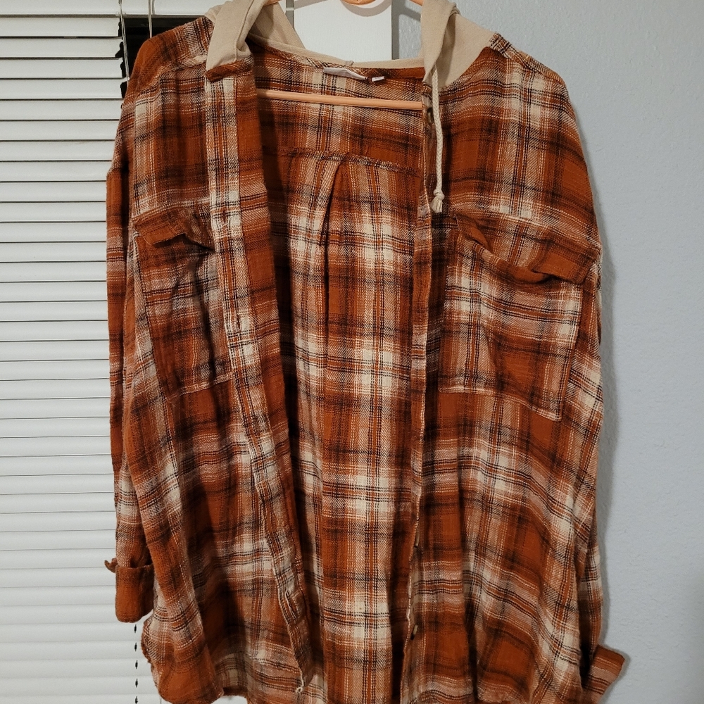 ❄️Orange/ tan flannel with hoodie